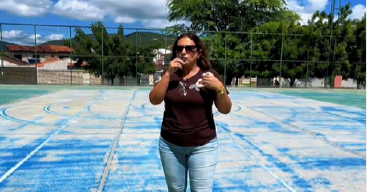 Vereadora Moana Meira fortalece projeto Gabinete na Rua e cobra melhorias para Quadra do Mandacaru