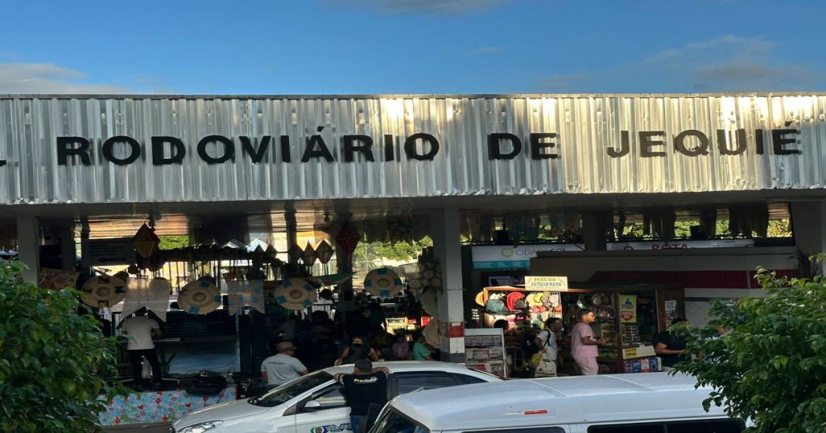 Homem com mandado de prisão é detido após reconhecimento facial na Rodoviária de Jequié