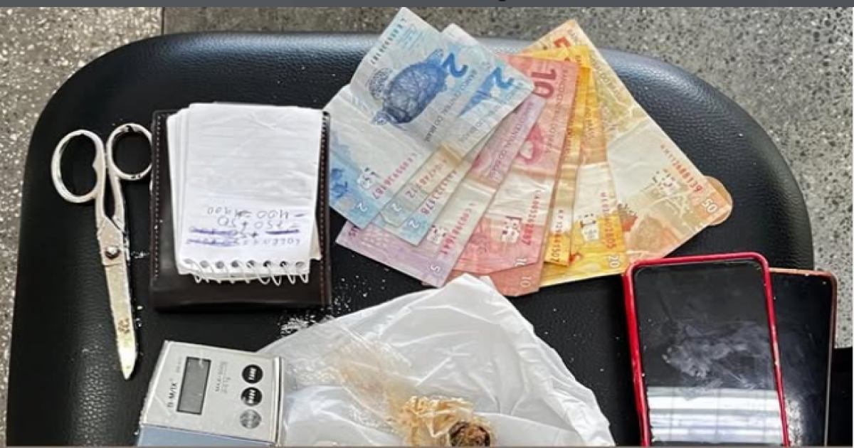 POLÍCIA MILITAR DA BAHIA PRENDE INDIVÍDUO POR TRÁFICO DE DROGAS EM JEQUIÉ