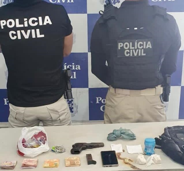 Com ajuda de drone, Polícia Civil de Jequié fecha boca de fumo e prende traficante