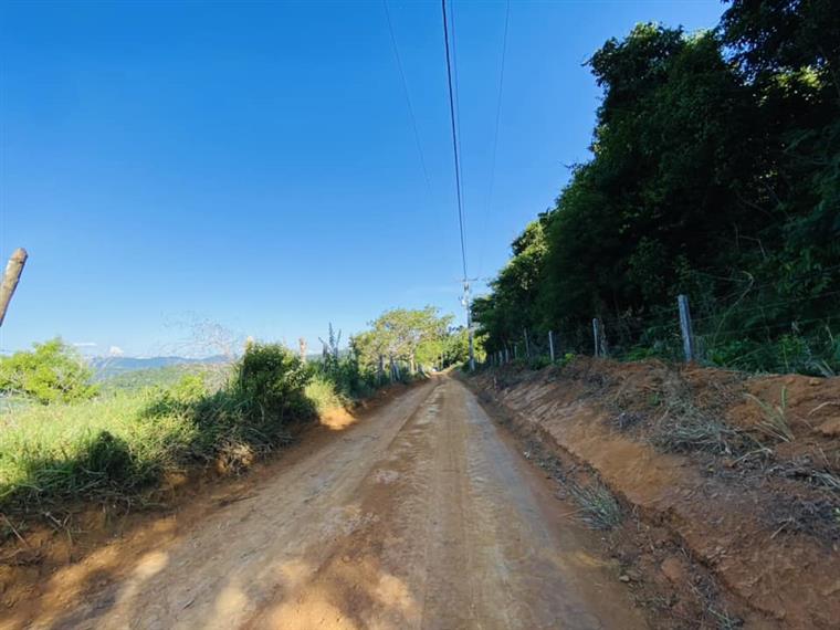 Prefeitura de Jitaúna trabalha na recuperação das estradas rurais