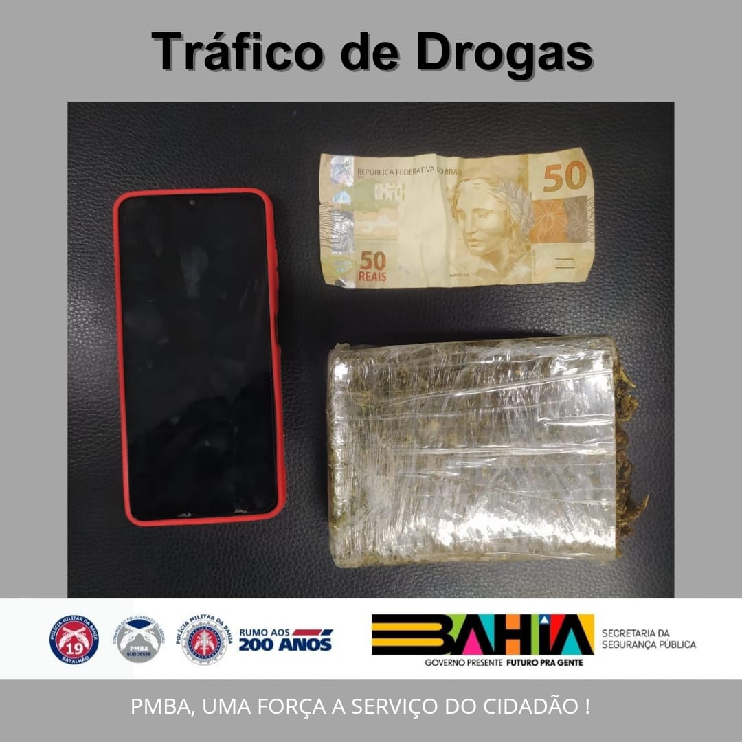 POLÍCIA l traficante detido com dinheiro e droga no bairro Espirito Santo