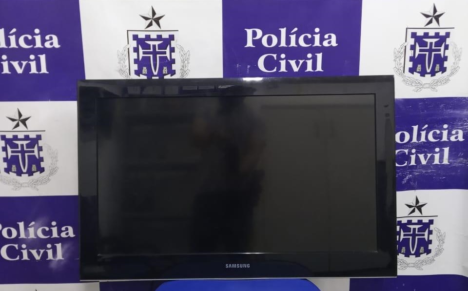 Jequié: Polícia recupera TV furtada que era vendida no facebook