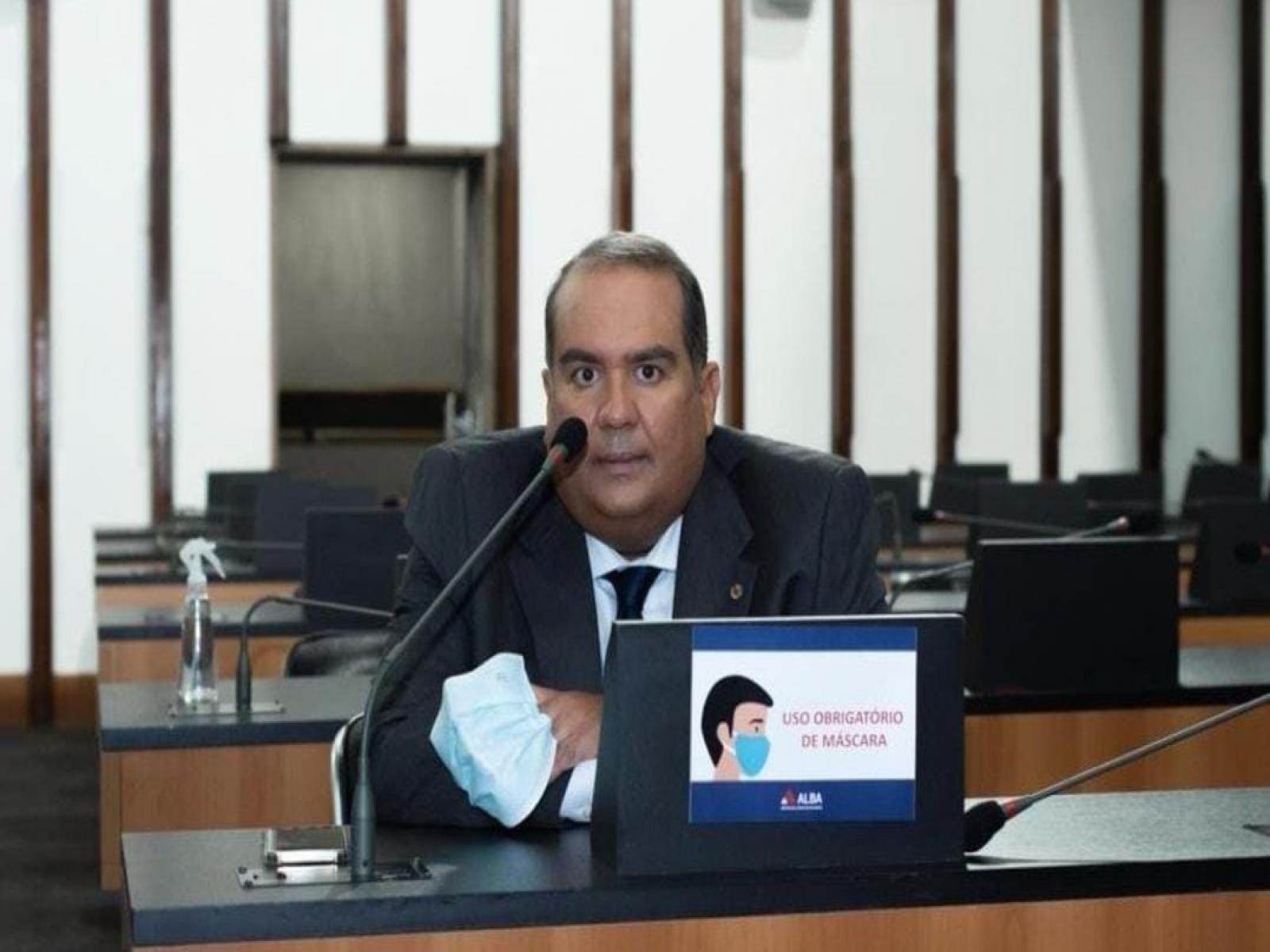 Sandro Régis rebate Rosemberg: Retrocesso é a Bahia ser líder em homicídio e última em educação