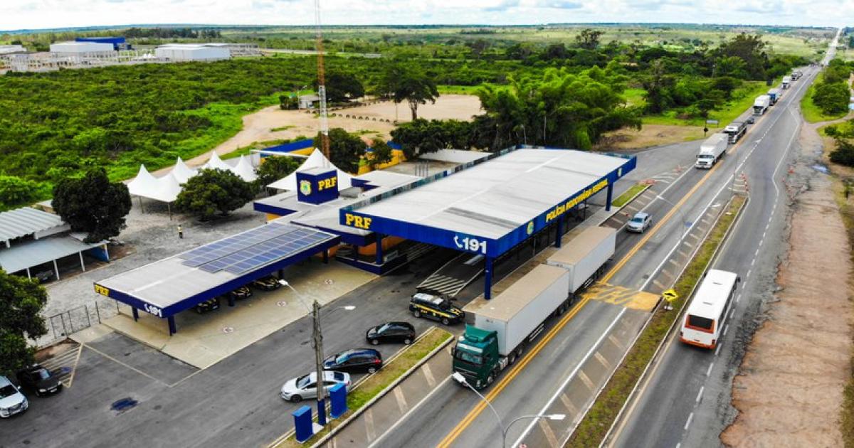 PRF e PF apreendem equipamentos discretos de comunicação às vésperas do ENEM