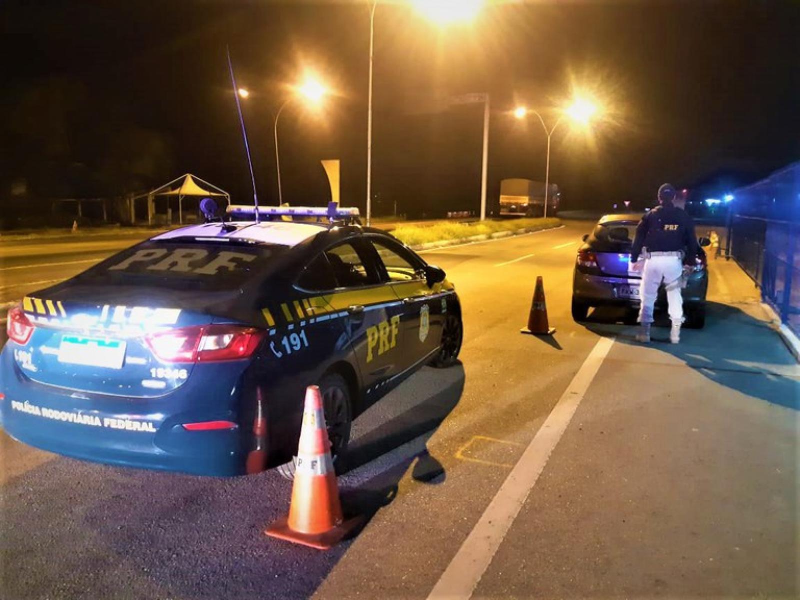 PRF prende bandido que quebrou tornozeleira eletrônica e tentava fugir para São Paulo