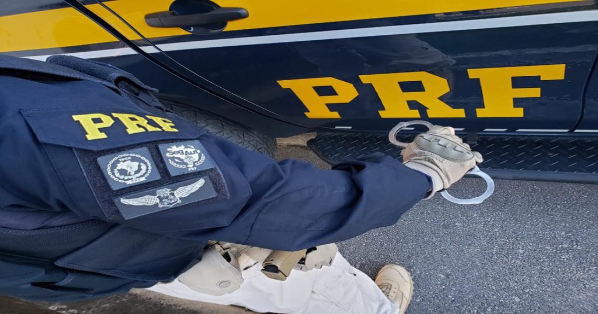 PRF prende homem acusado de tráfico de drogas em Jequié