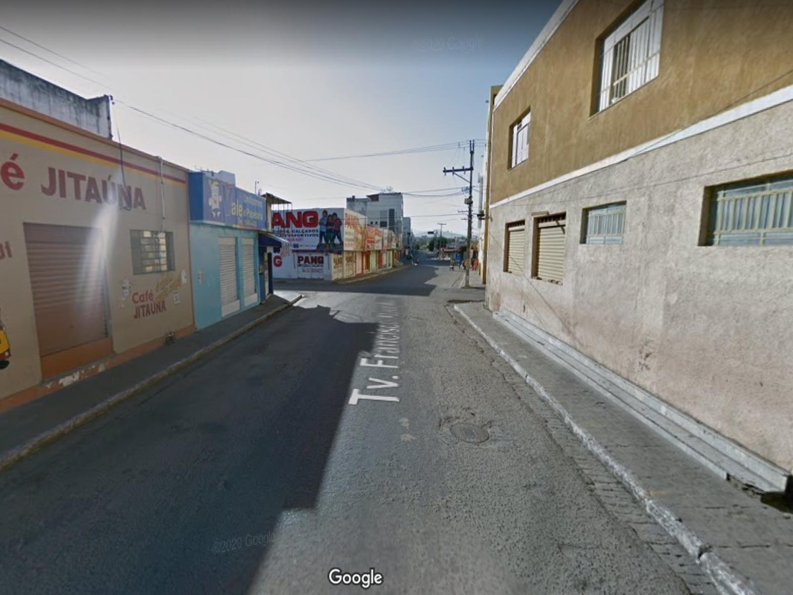 Bandidos furtaram 12 mil reais em loja de confecções no Centro de Jequié