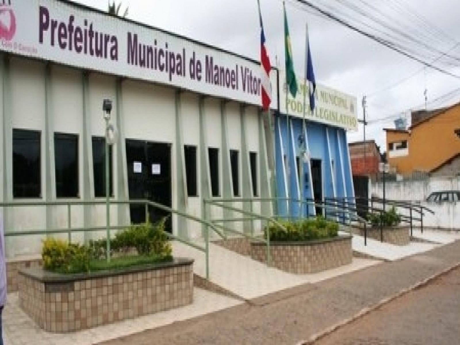 EX-PREFEITO DE MANOEL VITORINO É MULTADO EM R$ 15 MIL