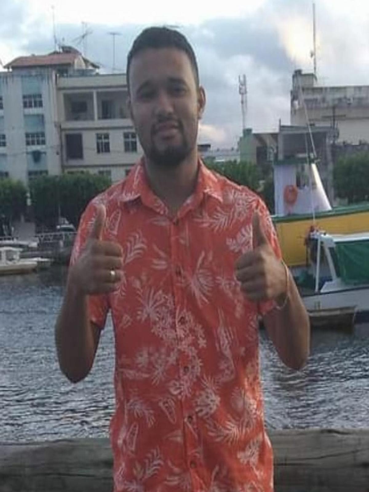 Assassinato na Praça do Maringá