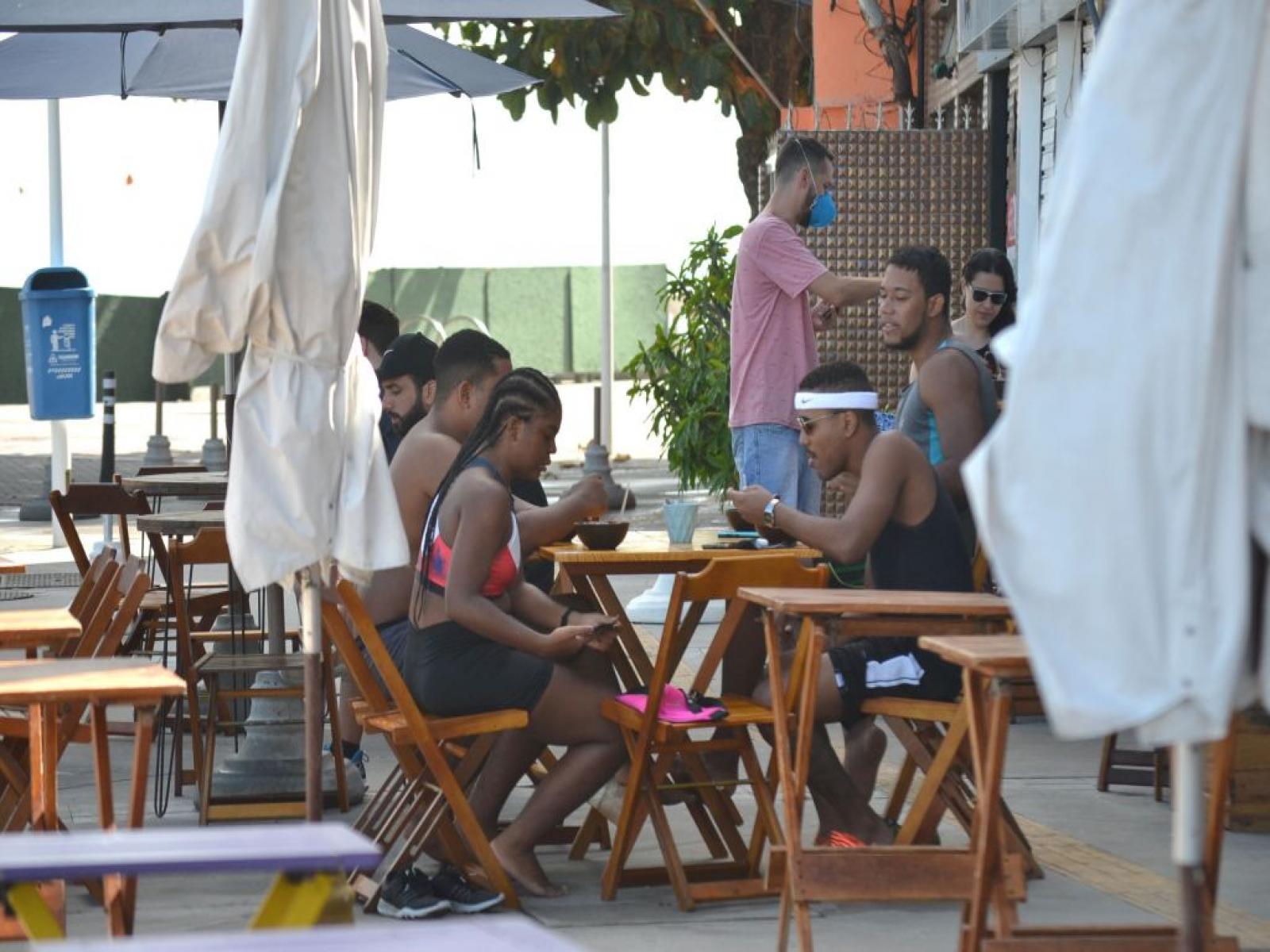 MP oficia Município de Salvador para verificar cumprimento da exigência de passaporte vacinal em bares e restaurantes