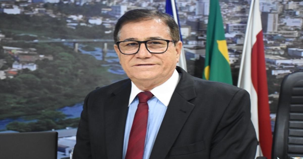 Joaquim Caíres reivindica drenagem em favor dos moradores da Rua do Campo, no Brasil Novo