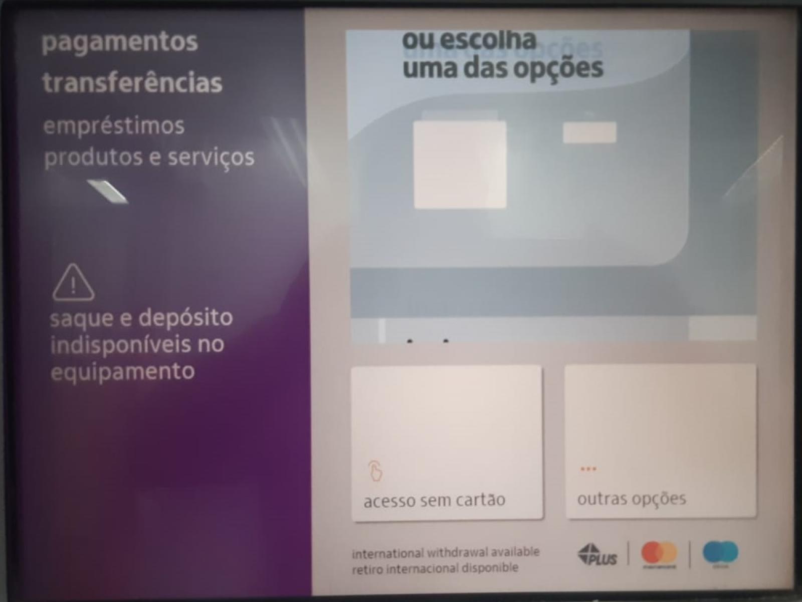 Clientes de banco reclamam da falta de dinheiro nos caixas eletrônicos em finais de semana