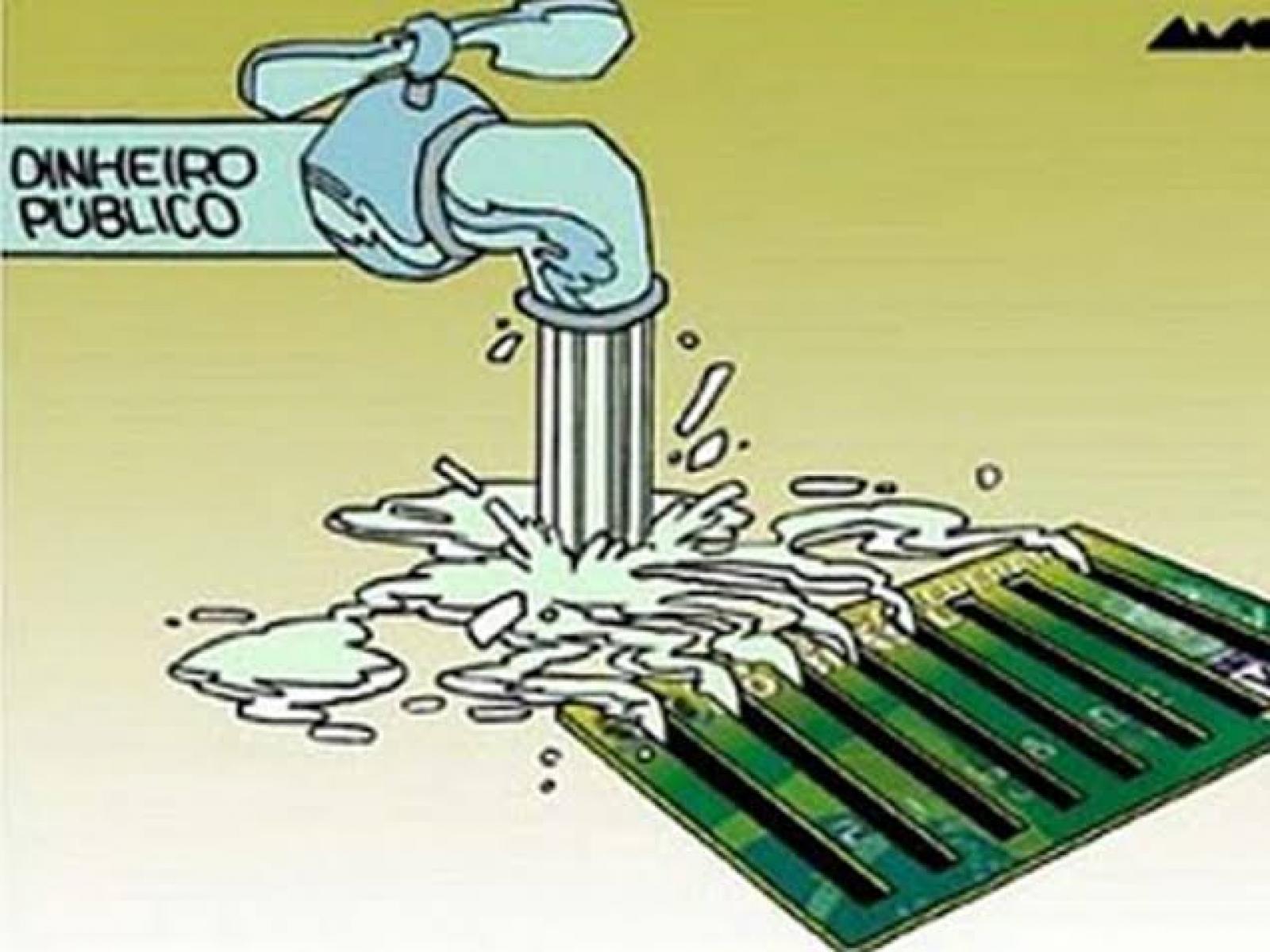 DESPERDÍCIO DE DINHEIRO PÚBLICO EM PLENA PANDEMIA