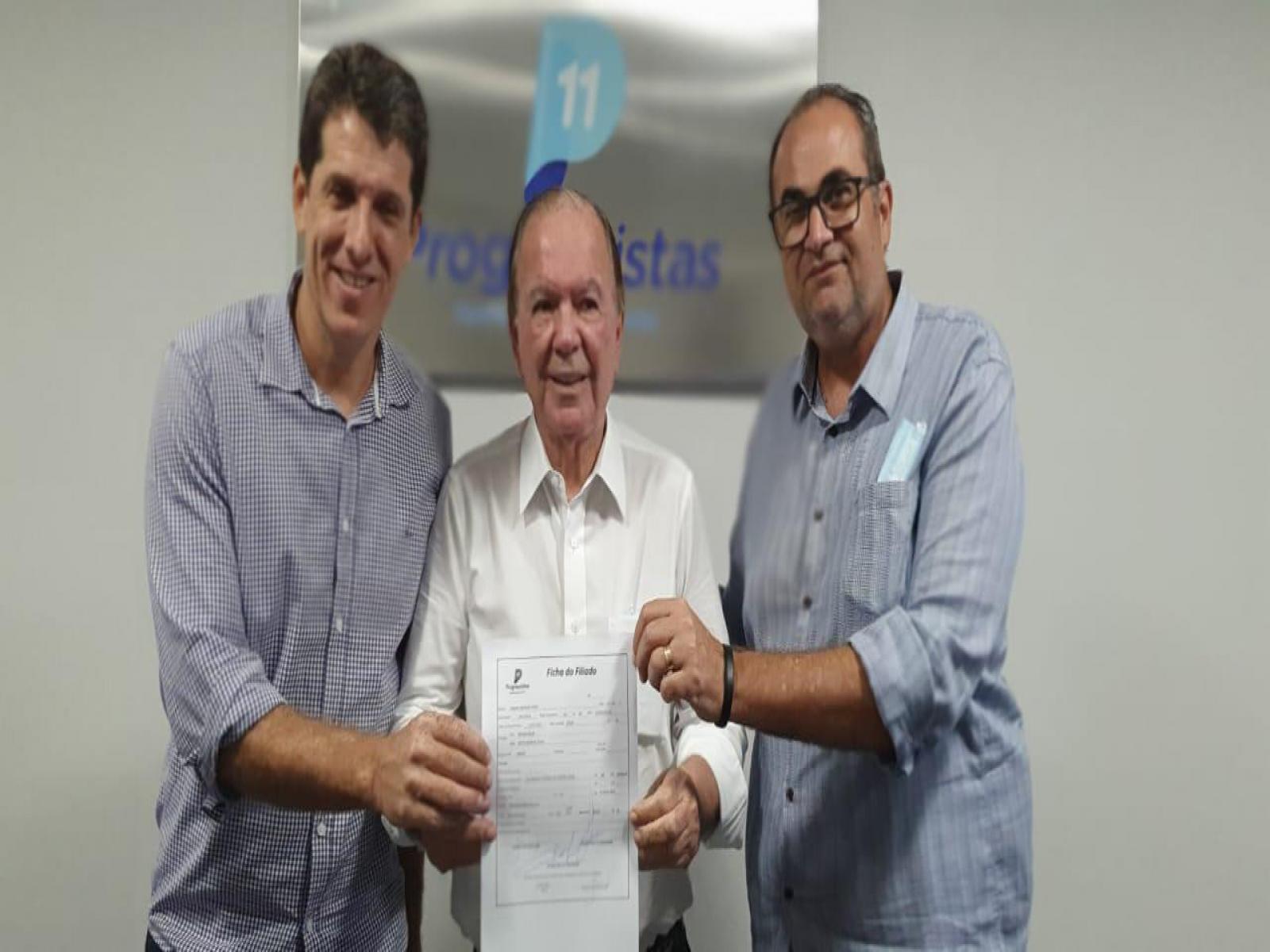 Solenidade de filiação de Hassan ao PP reúne vice-governador, João Leão, Zé Cocá e lideranças do partido