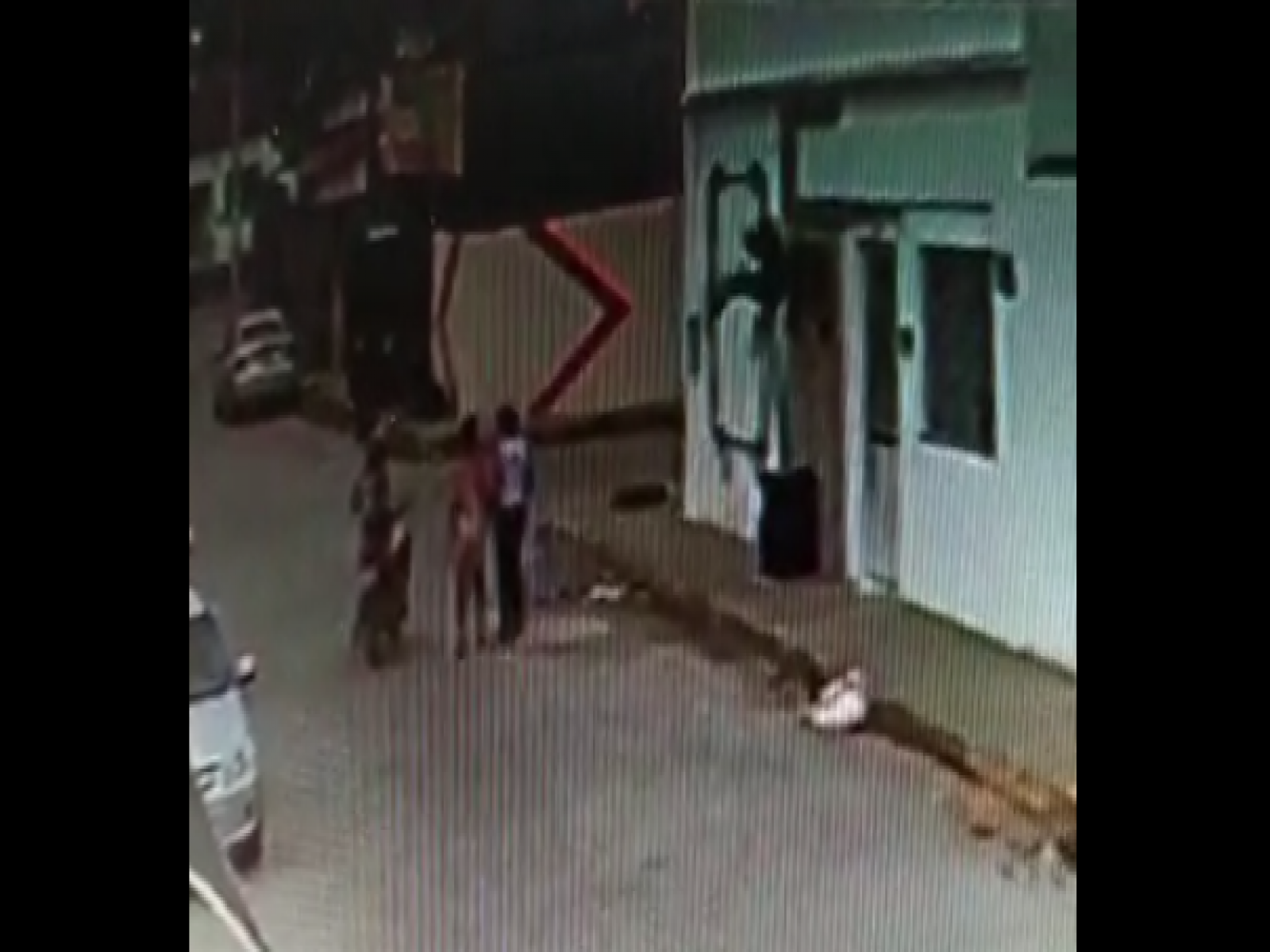 Mulher é assaltada após receber o salário no bairro Jequiezinho