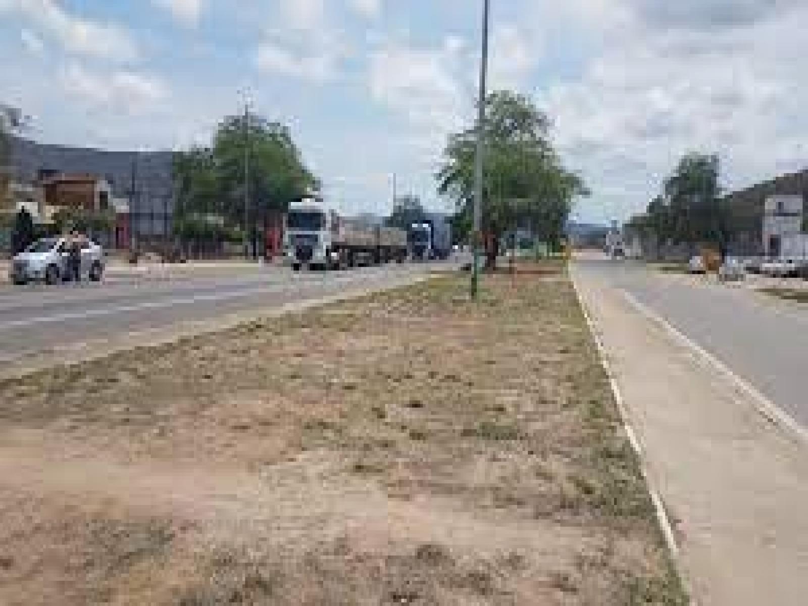 Joaquim Caíres solicita a urgente requalificação das pistas laterais da BR 116 na Cidade Nova