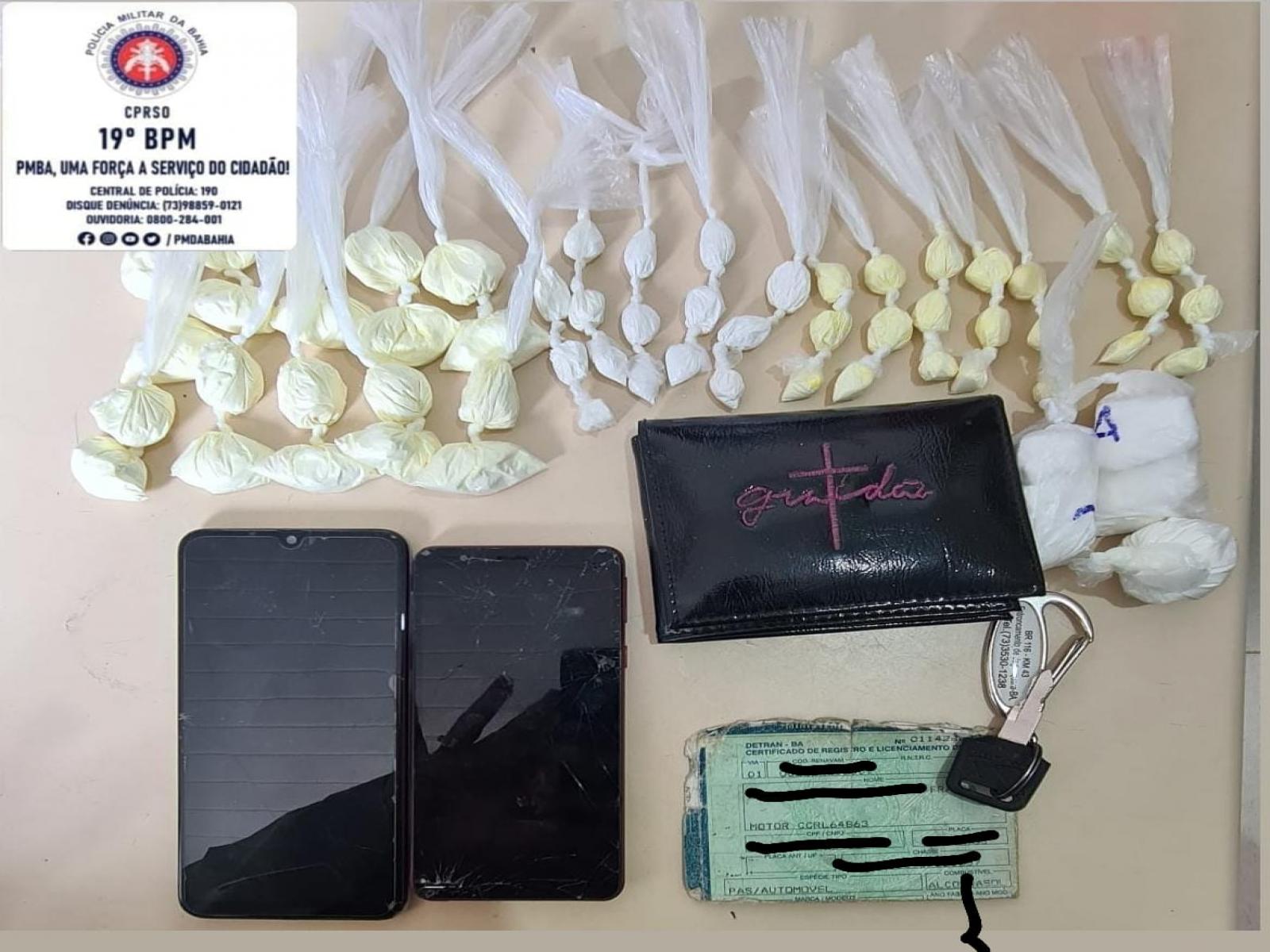 Entroncamento de Jaguaquara: PM deteve dois traficantes de cocaína