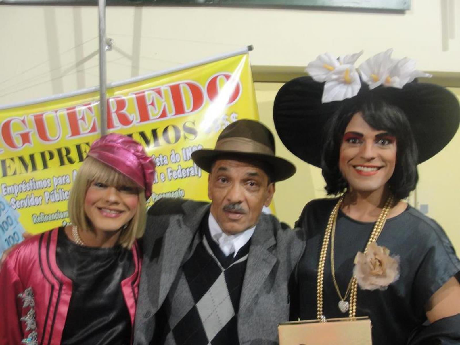 No centro de Cultura de Jequié, encontro com os patifes da peça A bofetada