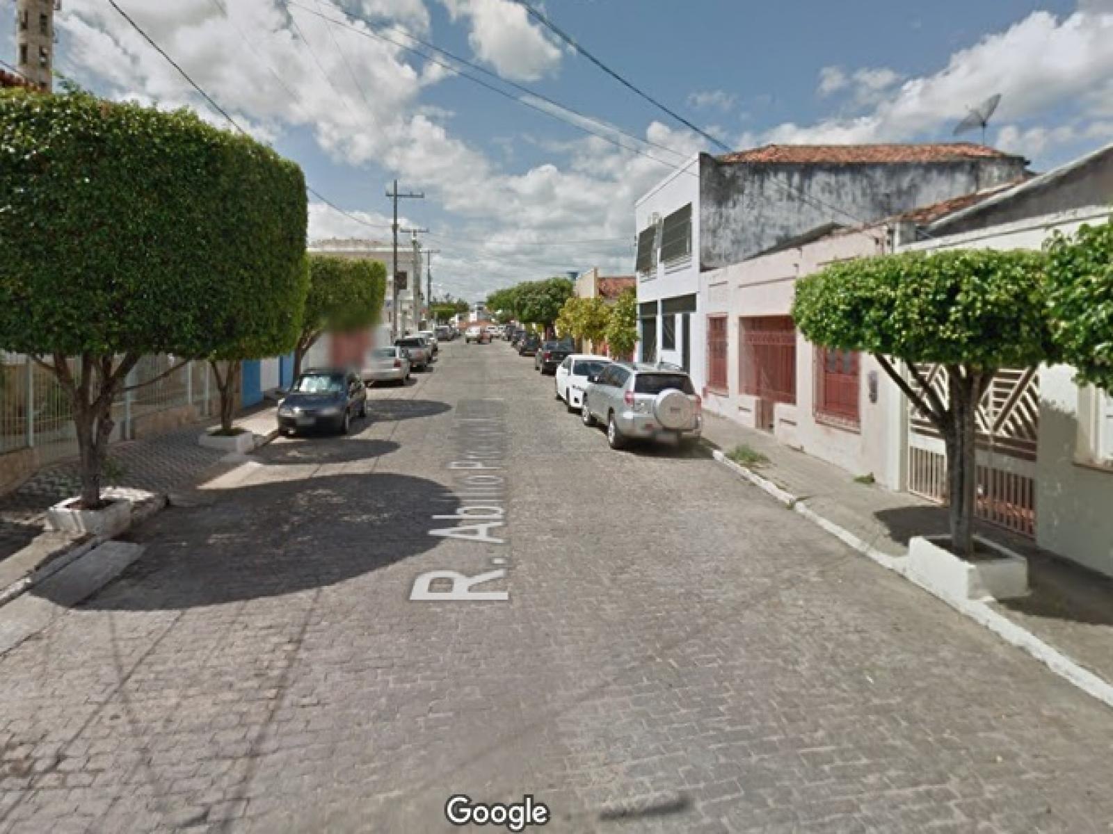 Segurança eletrônica deteve ladrão tentando furtar objetos em uma obra
