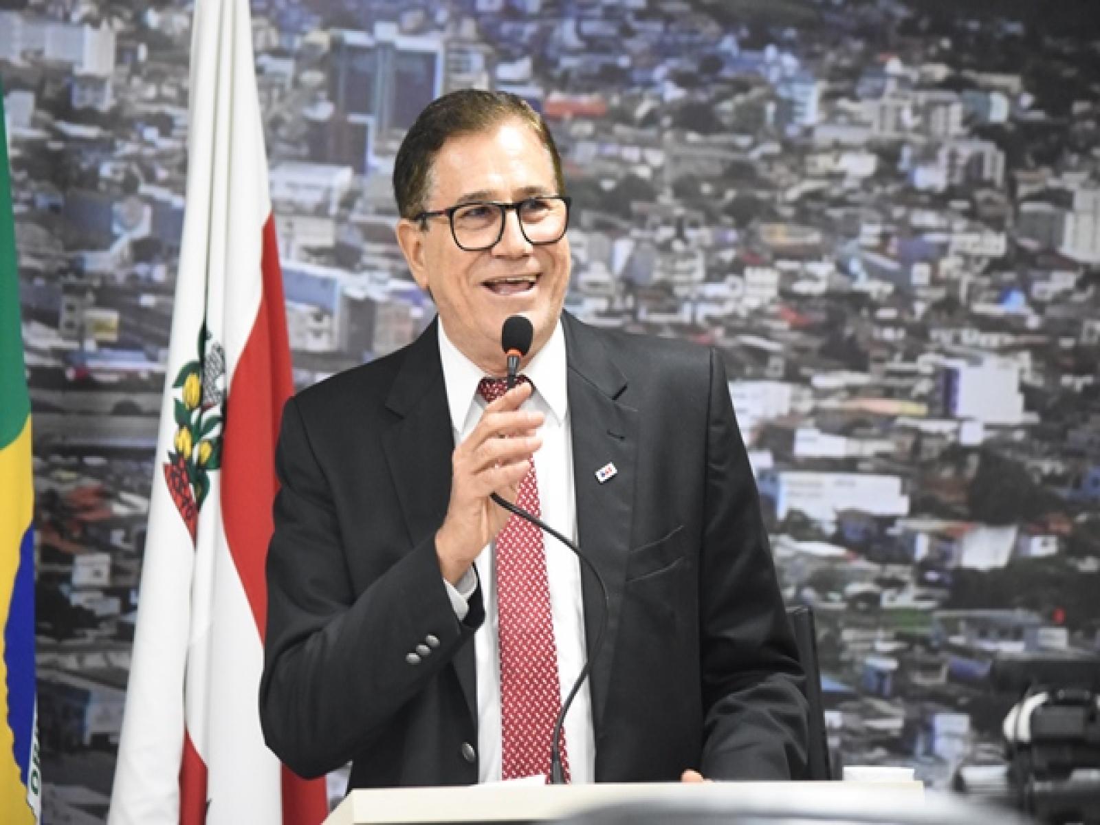 Joaquim Caíres propõe Complexo de Educação em Tempo Integral na Escola Vilma Brito
