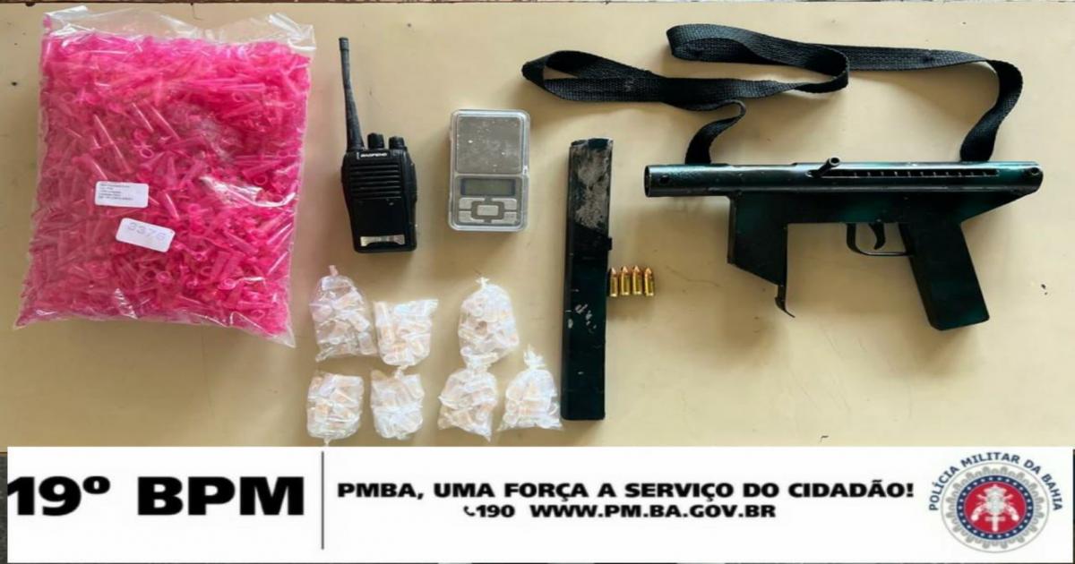 Tiroteio entre policiais e bandidos deixou um morto na Rua da Banca