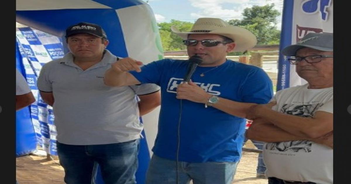 Lafaiete Coutinho: Expo Feira de Animais homenageou Dedeu e Clóvis de Jitaúna
