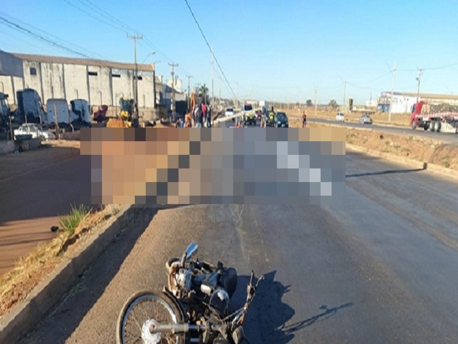 Brejoense morre em acidente de moto após atingir poste na BR-020, no oeste da Bahia.