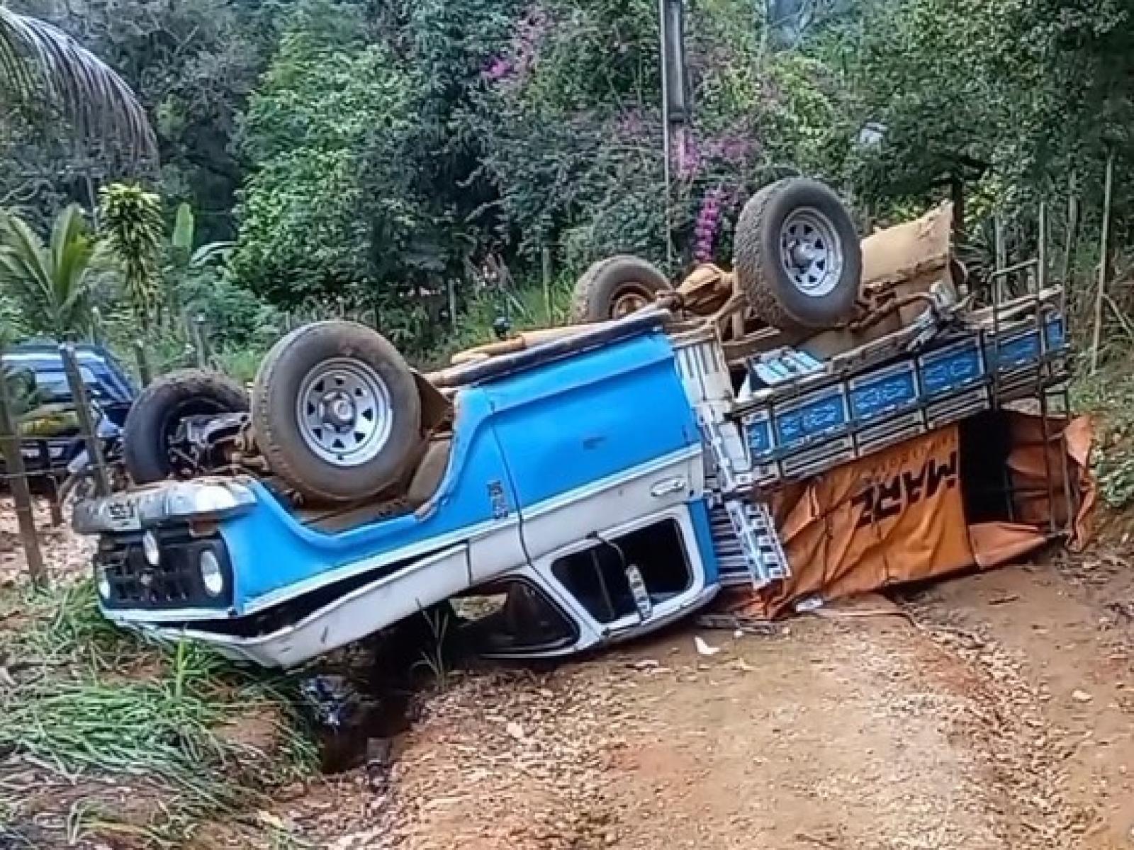 Jequié: Acidente no KM 19 deixa um morto e três outros feridos.