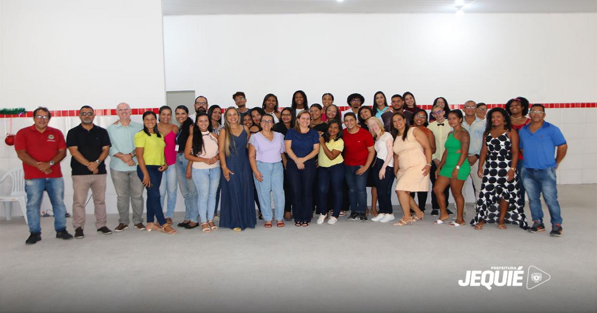 Prefeitura de Jequié promove cerimônia de conclusão aos alunos do curso gratuito de Assistente Administrativo