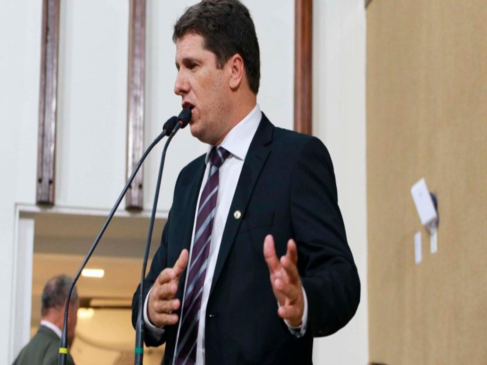 Zé Cocá responde a acusação pesada de Rui Costa e Luiz Caetano