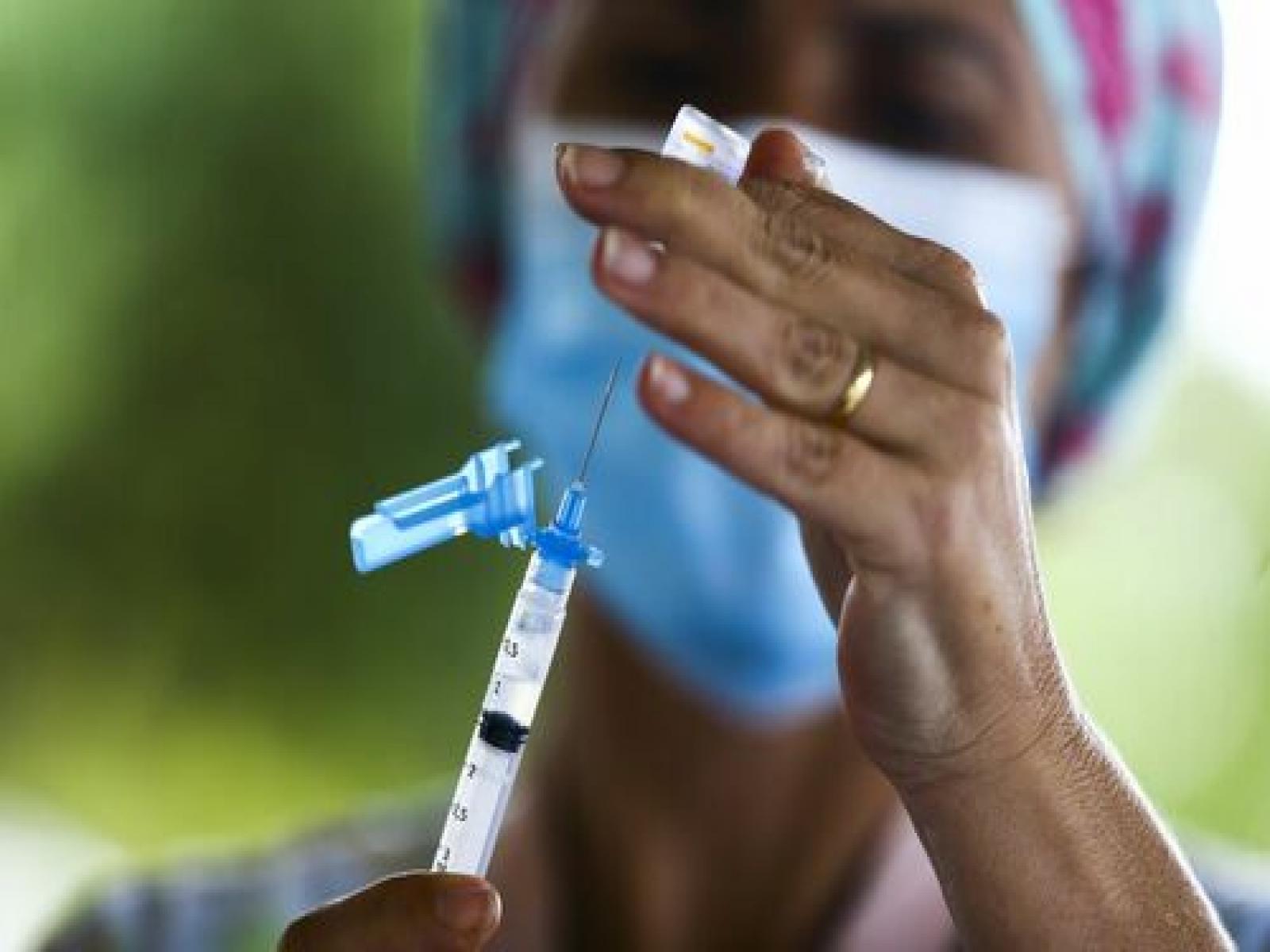 Bahia vai receber 231,6 mil doses de vacina contra a Covid-19