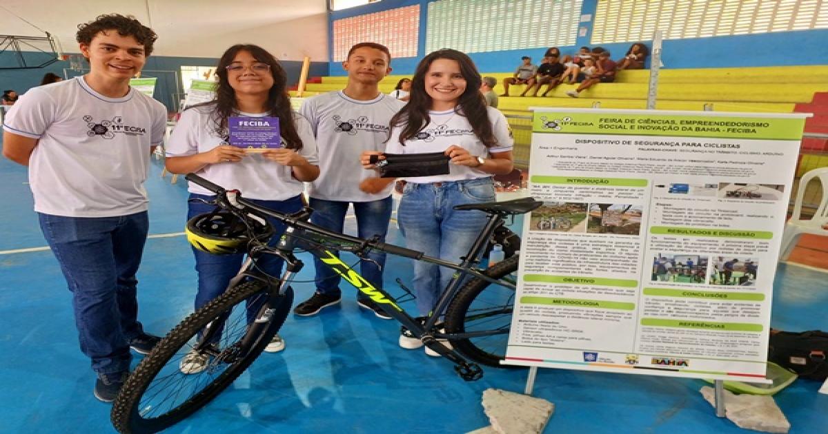 Em Jequié (BA) estudantes criam dispositivo eletrônico de segurança para ciclistas
