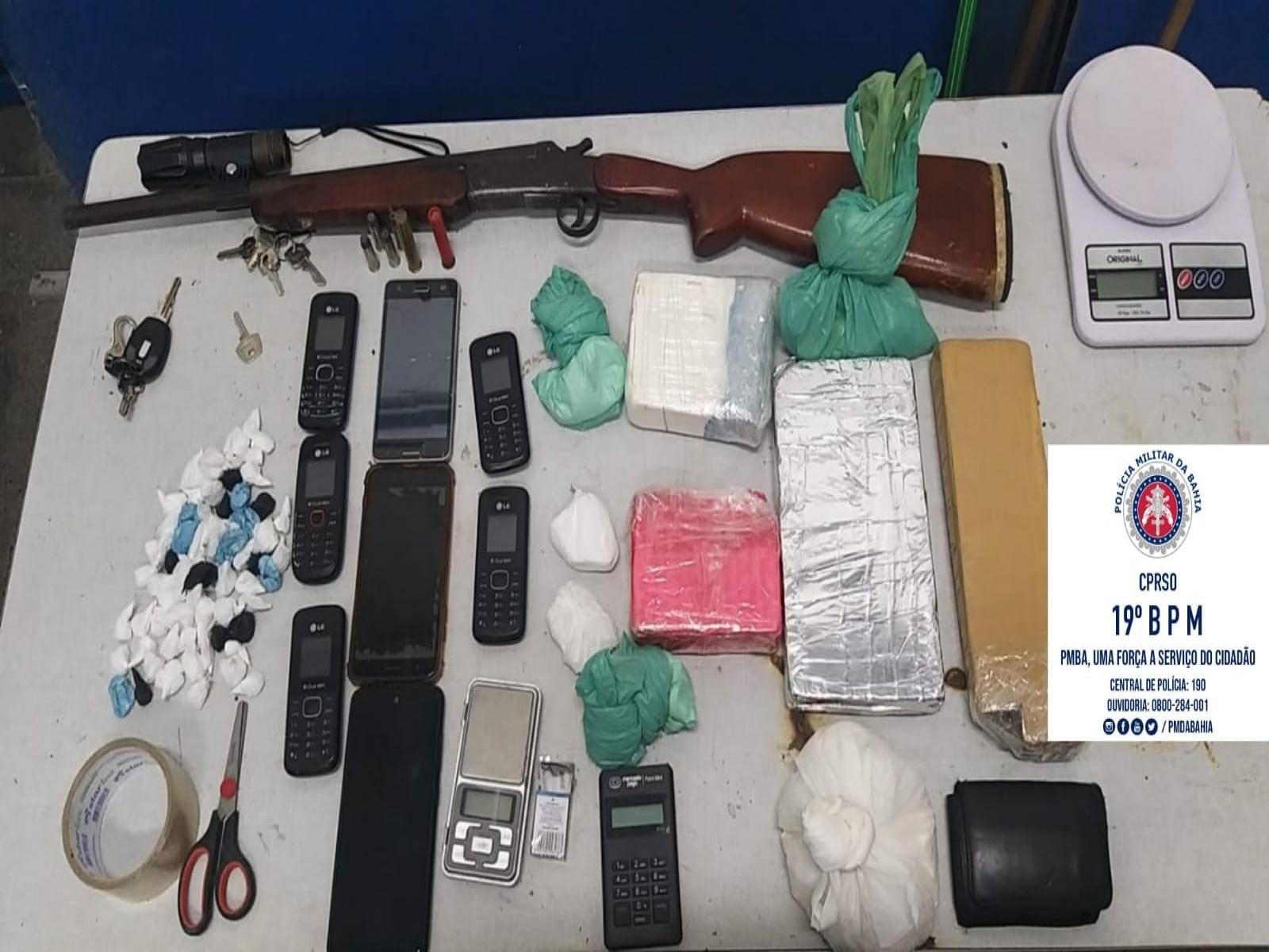 Polícia prende traficante com drogas e armamento no bairro Jequiezinho