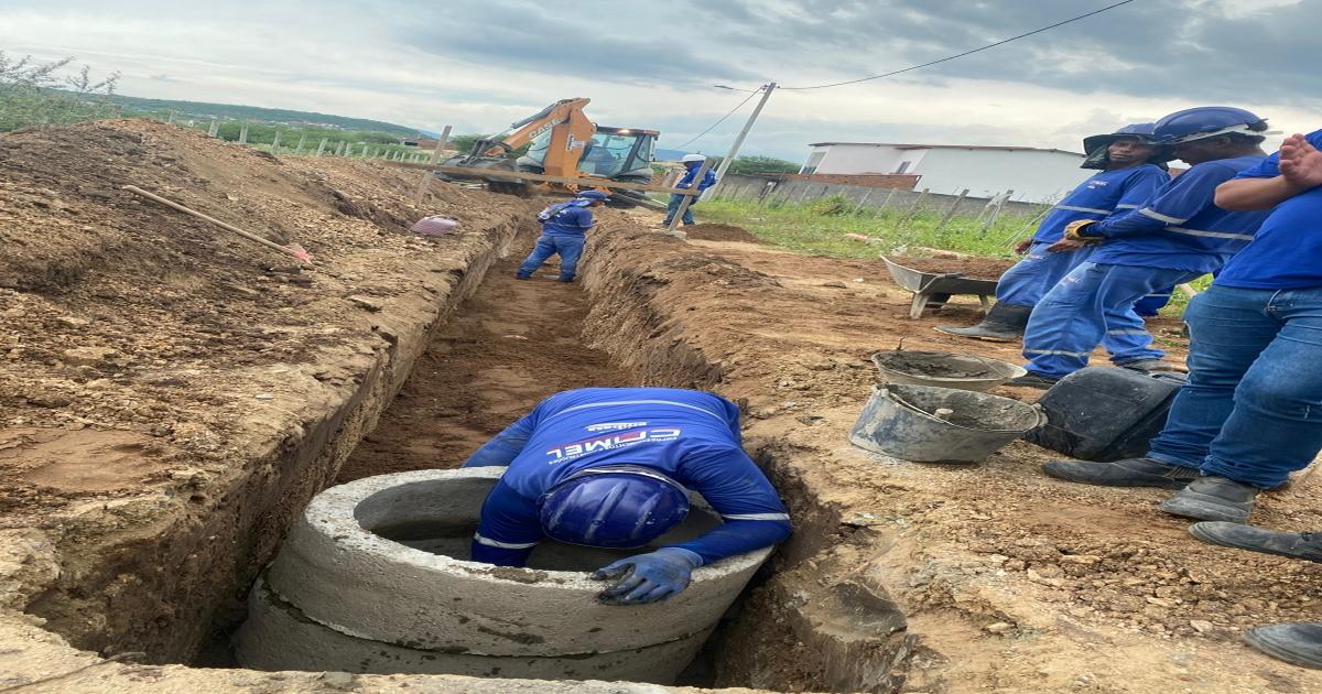 Embasa inicia obras de esgotamento sanitário da Vila Aeroporto
