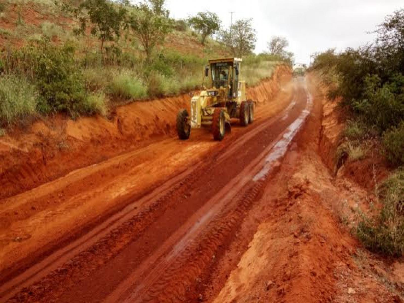 ENCASCALHAMENTO DA ESTRADA DE CATINGAL
