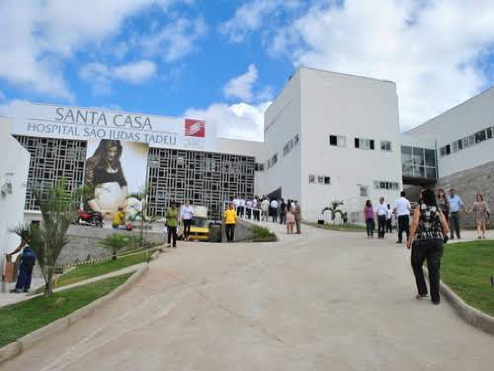 Sindicato dos Médicos referencia serviços da Santa Casa de Jequié