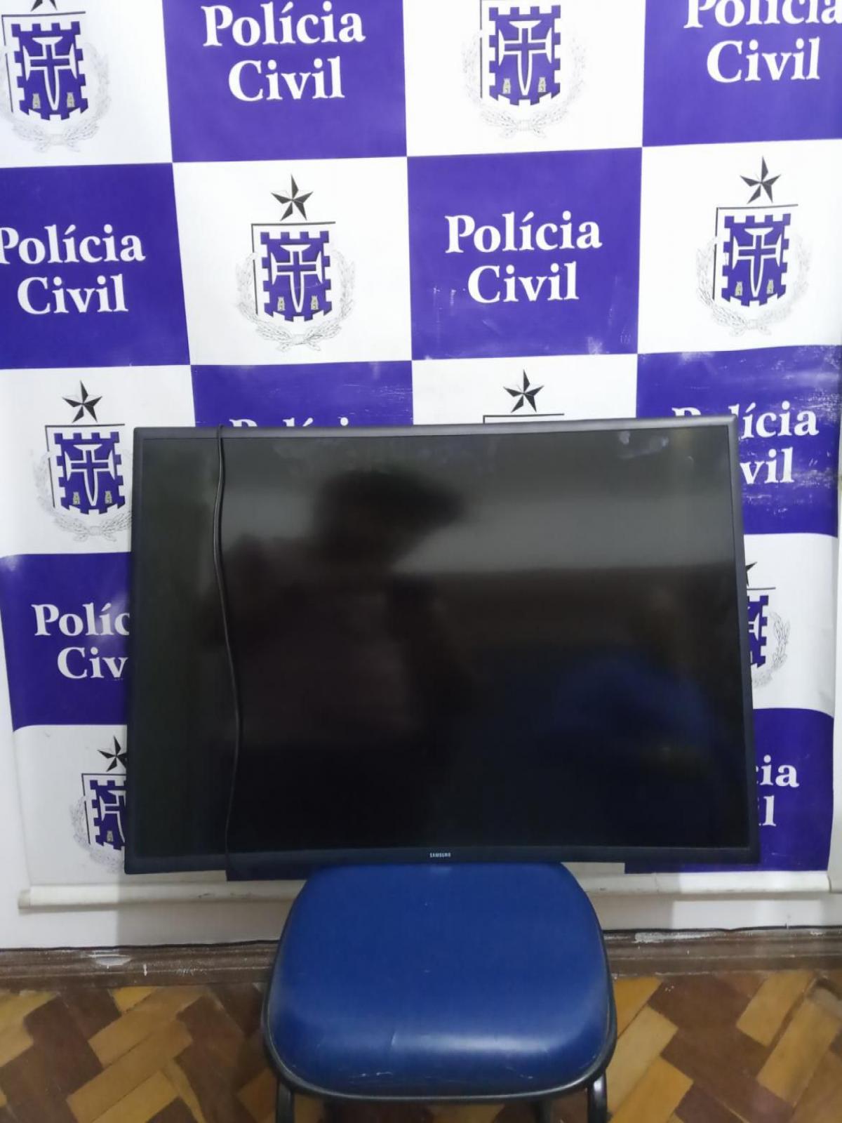 Bandido comprou TV furtada e usava cartão DA VÍTIMA para fazer compras no comércio de Jequié