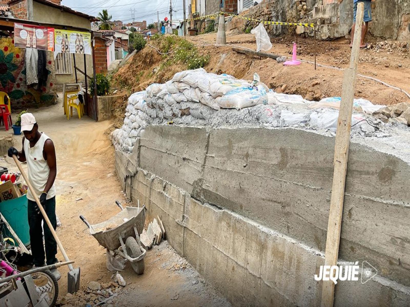 Prefeitura de Jequié avança nas obras de contenção de encostas