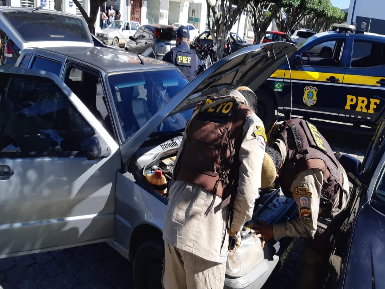 Em Maracás (BA), PRF e PMBA deflagram operação de combate a fraudes veiculares e identificam 05 veículos irregulares