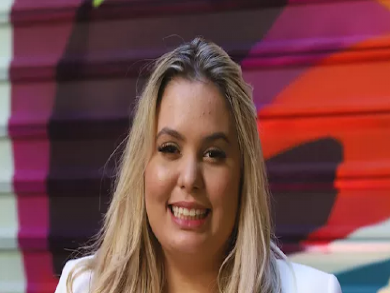 De Jequié para o mundo: Vanessa Lucian está em reality do Multishow