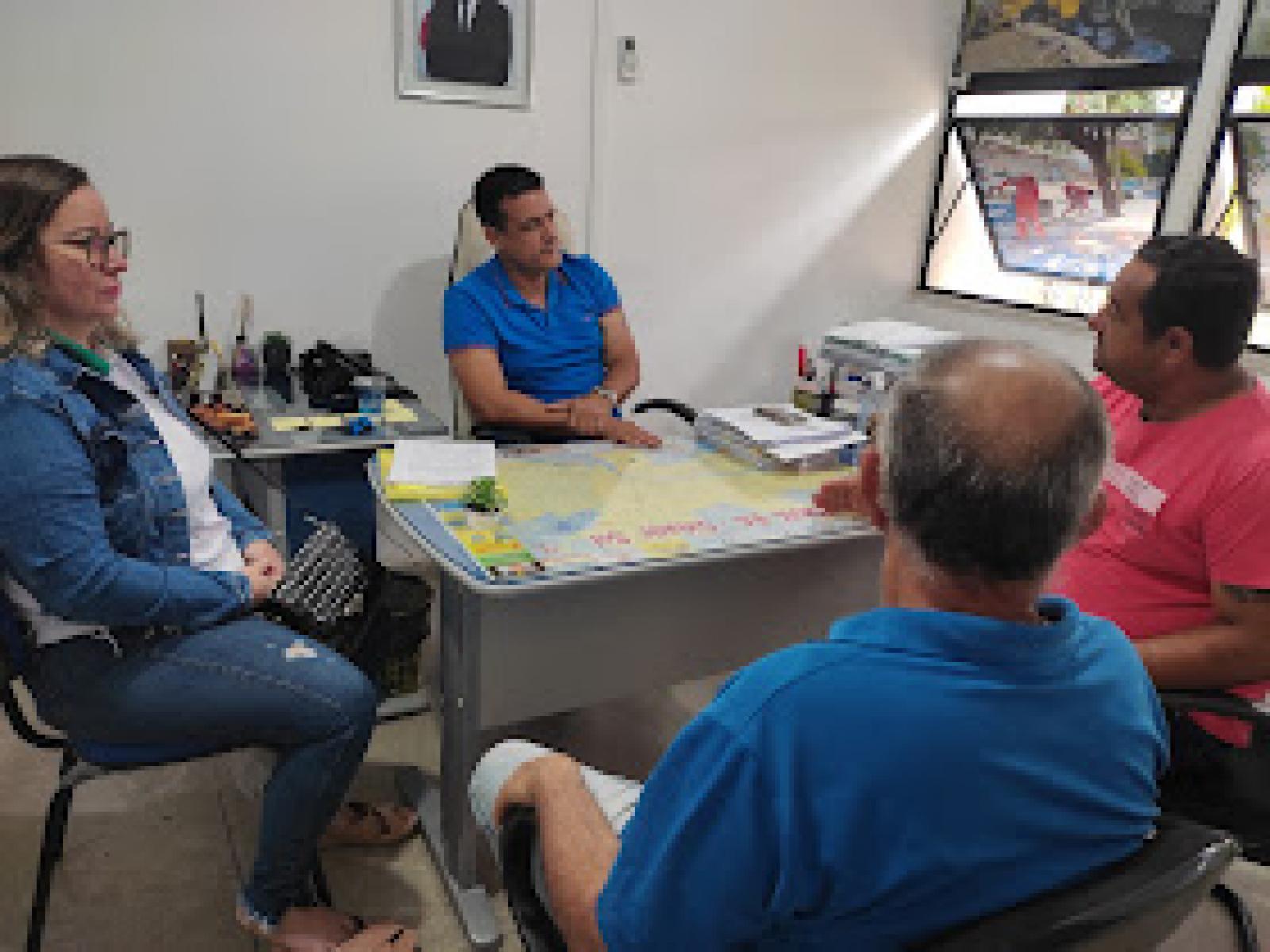 Reunião define ações de desenvolvimento para o Povoado das Queimadas