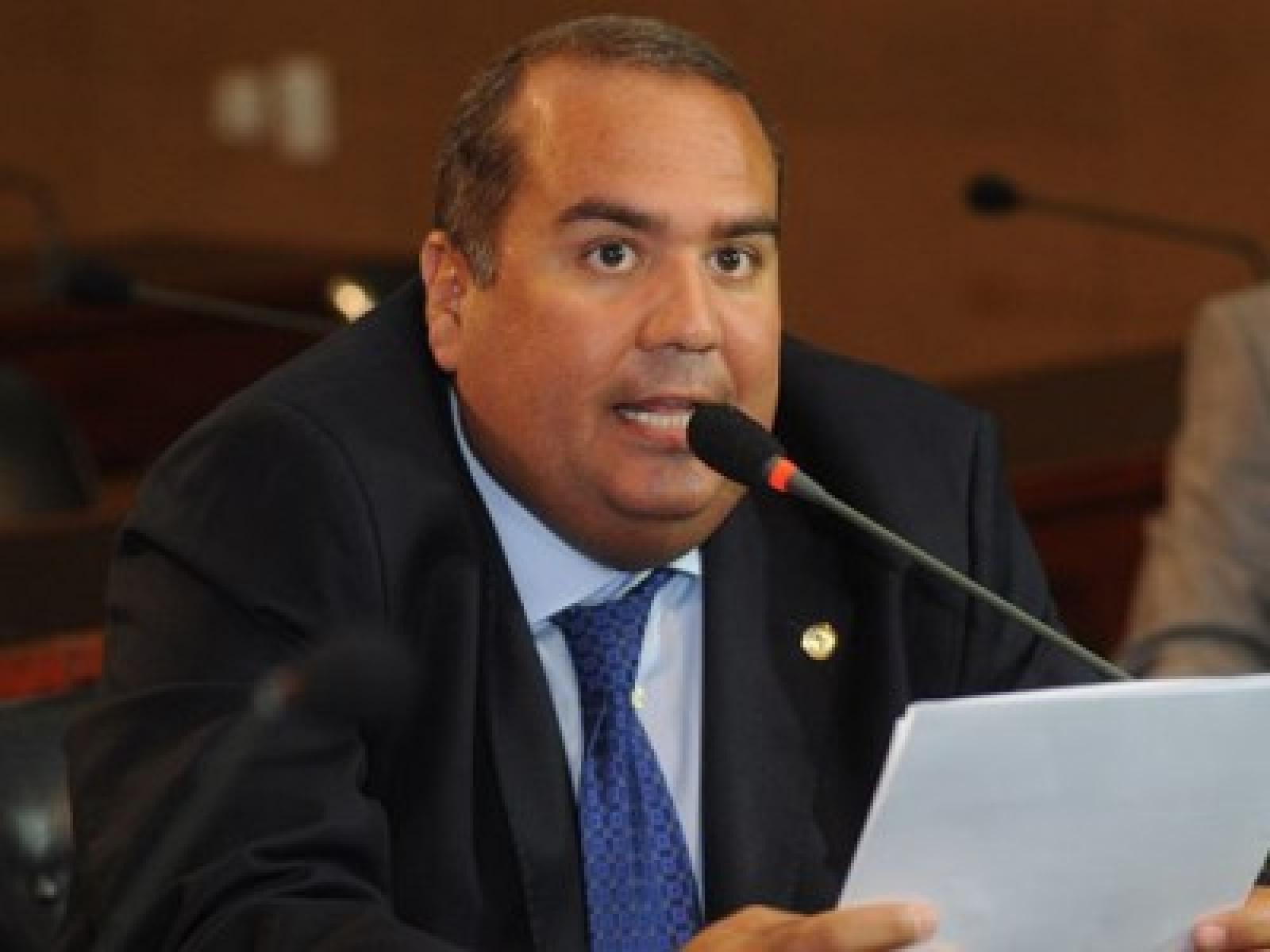 Sandro Régis critica comparação de Rui de vacina Sputnik V e defensivo agrícola: 