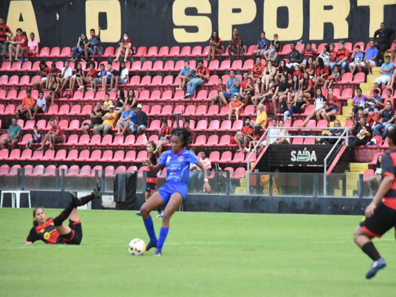 Na Ilha do Retiro o Sport sai na frente e vence o jogo de ida por (1) x (0), contra Doce Mel/Jequié.