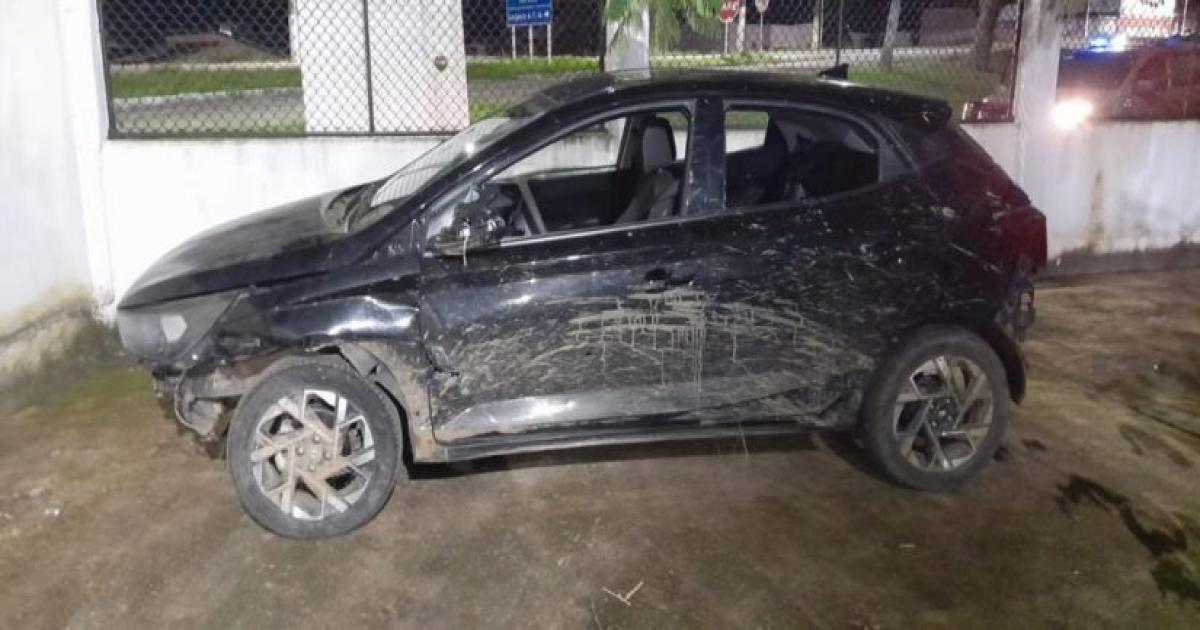 Ipiaú: Homem em fuga com veículo roubado morre em confronto com policiais militares