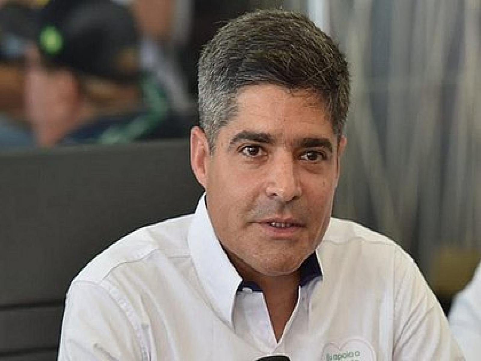 ACM Neto lidera com 60,94% e venceria eleições no primeiro turno, diz pesquisa