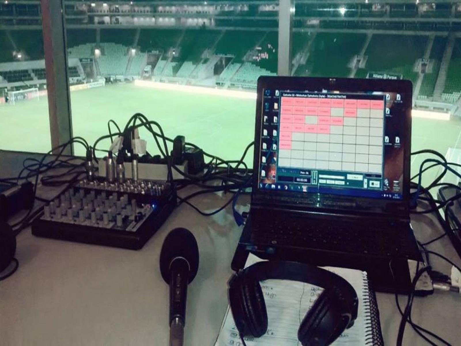 Absurdo, rádios terão de pagar direitos de transmissão por partidas de futebol