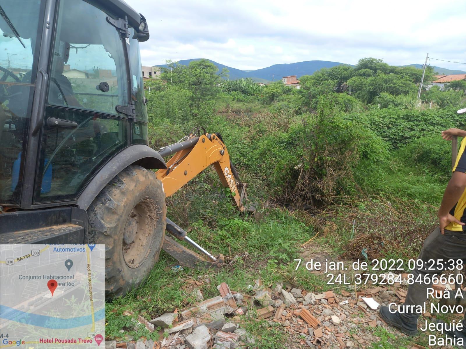 Prefeitura de Jequié iniciou serviço de drenagem da lago no Residencial Beira Rio