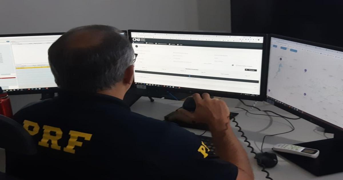 Foragido da justiça é preso no dia do seu aniversário na BR 116