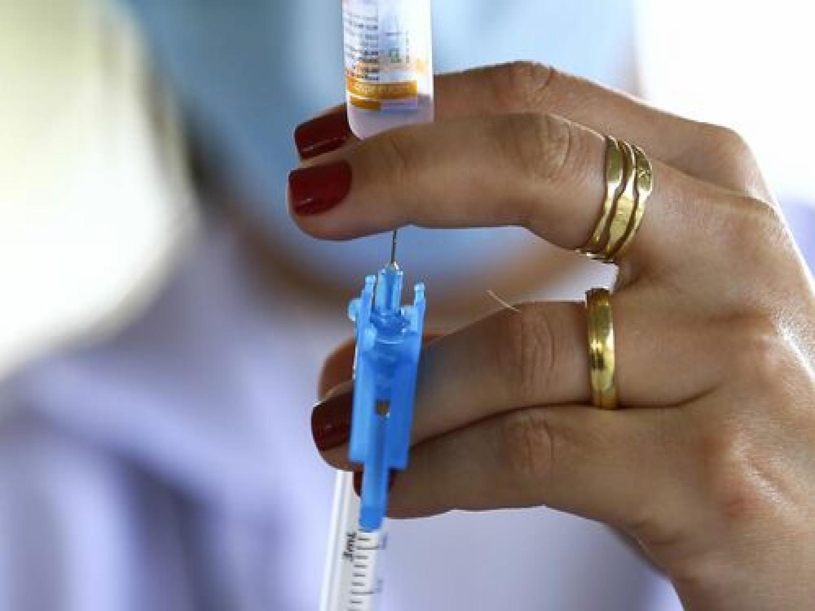 Ministério da Saúde anuncia quarta dose de vacina contra Covid-19 para pessoas acima de 40 anos